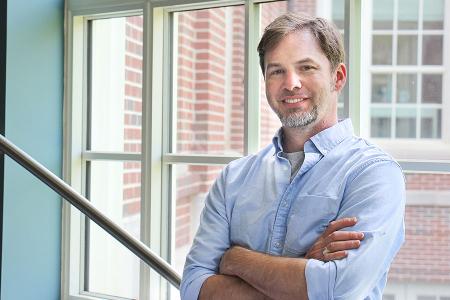 Ronald Drew Etheridge, UGA assistant professor of cellular biology, was awarded a five-year grant from the National Institutes of Health to continue his gene-editing work on Trypanosoma cruzi, the parasite that causes Chagas’ disease. (Photo by Donna Huber)